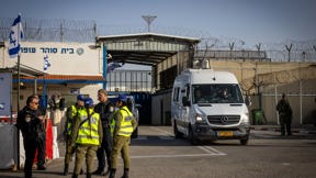 שחרור אסירים