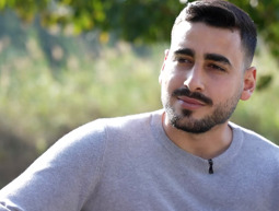 גרים אצל ההורים, מטיילים או קונים דירה: הכירו את כלכלת דור ה-Z