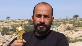 חמדאן בלאל בביתו בכפר סוסיא לאחר שחרורו ממעצר, השבוע