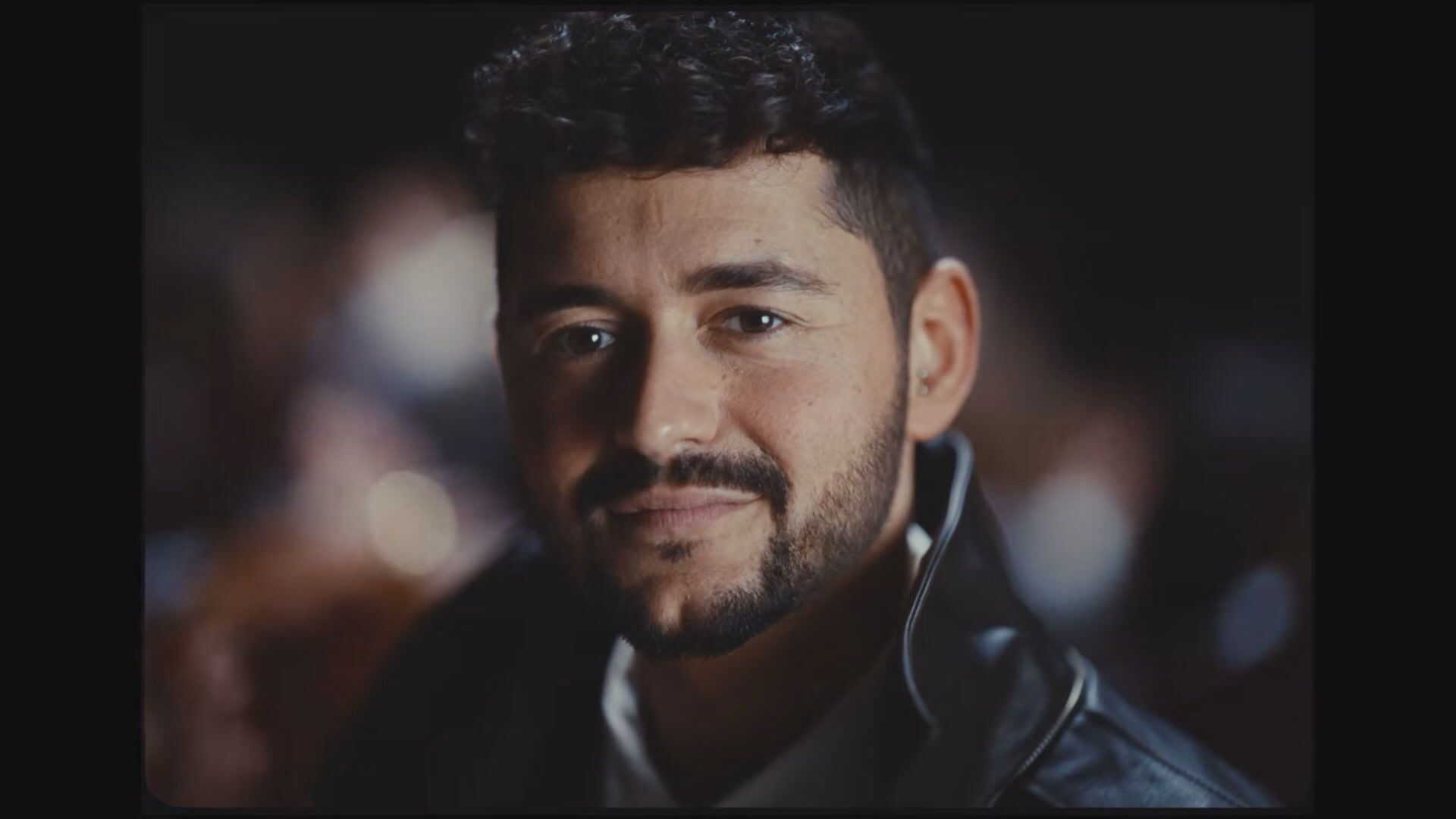 נועם בתן, מתוך הקליפ Michelle