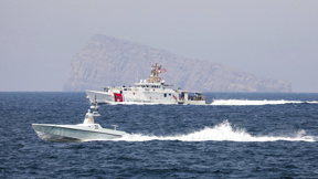 סירות חיל הים האמריקני במצר הורמוז 