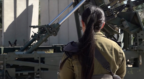 S0544613 ITEM05.00 00 30 15.Still001