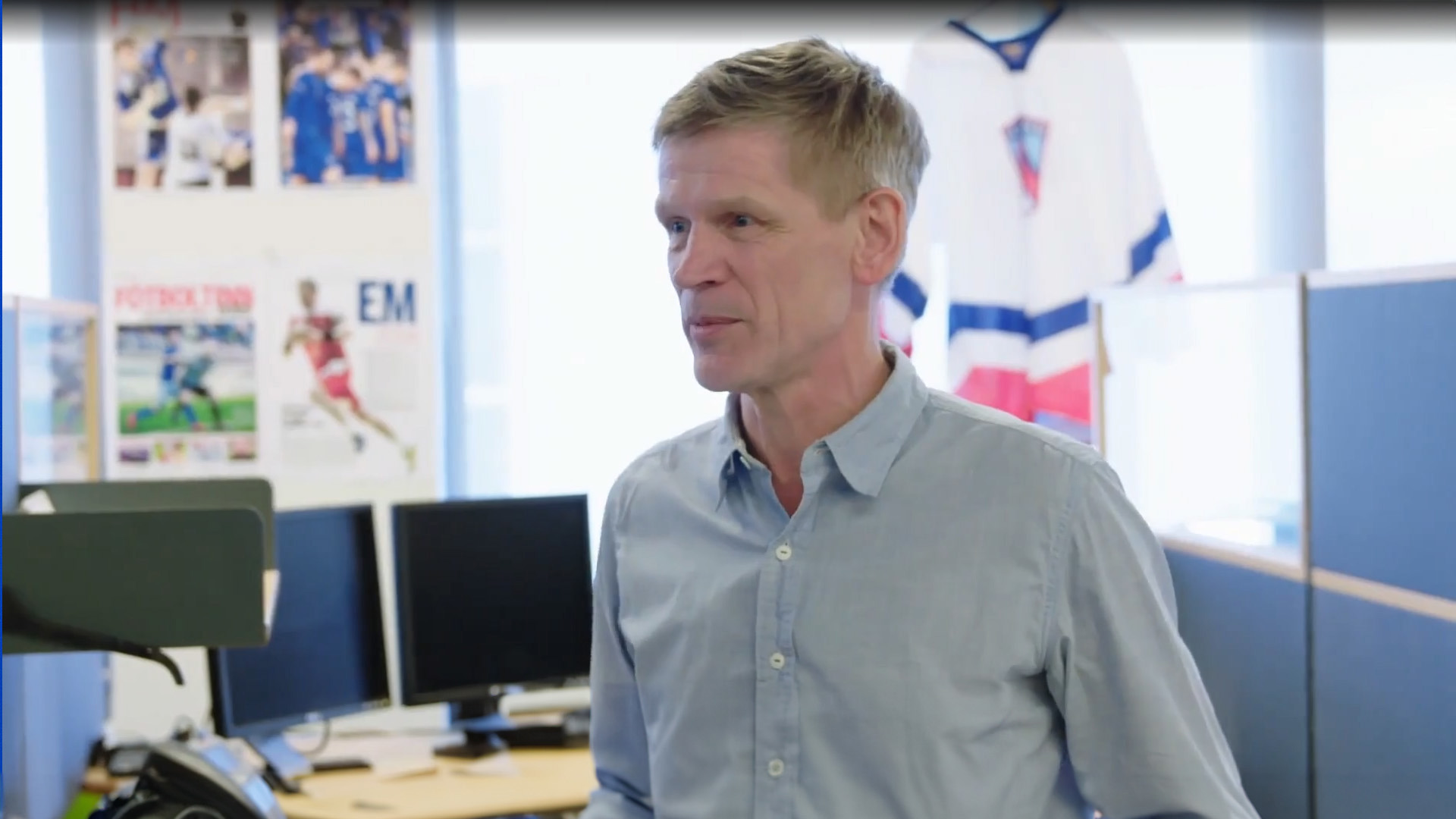 הצצה לשלג של השכן