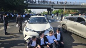 חסימת דרך גהה בבני ברק בהפגנה נגד הגיוס