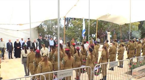 الخامسة في مكان مع يوسف شدّاد | 25.4.2023