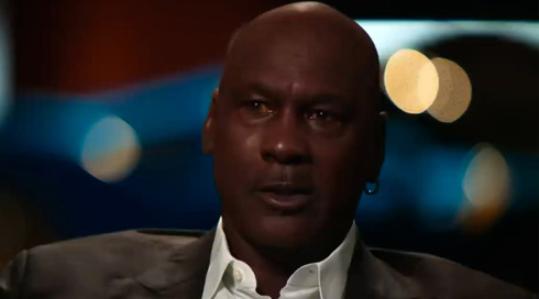 מייקל ג'ורדן חוזר למגרש - הפעם כפרשן NBA