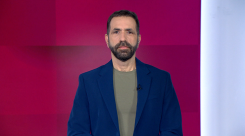 الجهة الثانية مع جلال أيوب | 15.07.2025 | الفنان السوري باسم ياخور اعتذر عن دعمه لنظام الأسد ووصفه بالبائد