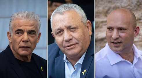 נפתלי בנט, גדי איזנקוט, יאיר לפיד