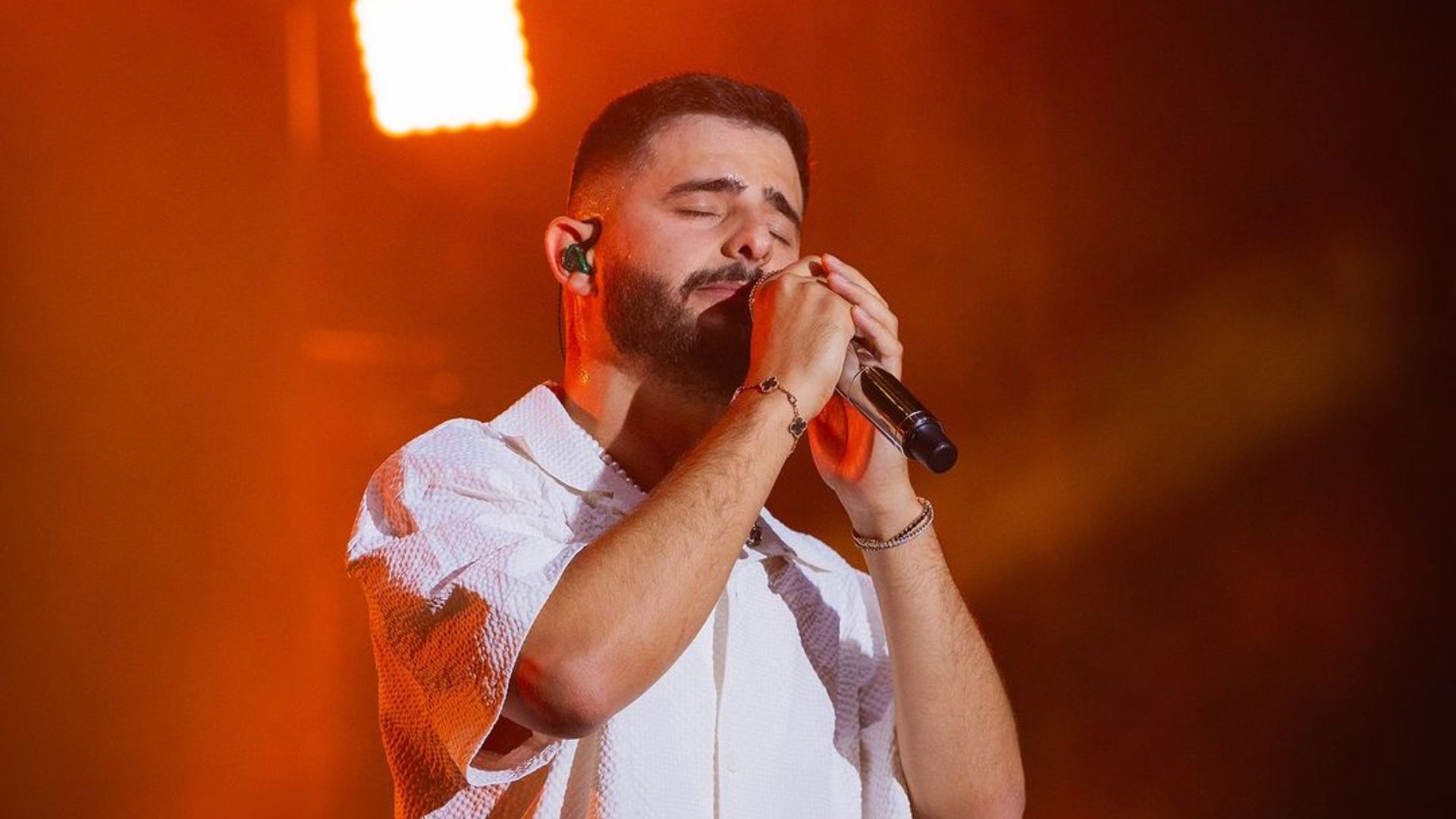 עדן חסון בהופעה, ארכיון