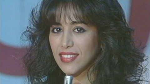 עפרה חזה מתוך 