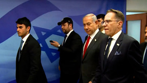 איך הפך צחי ברוורמן מעסקן בעיריית נס ציונה - לאיש החזק בלשכת ראש הממשלה נתניהו?