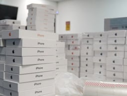 מהפכה של צריכה: הייבואנים שמכרו אייפונים בסופר חושבים שזו רק ההתחלה